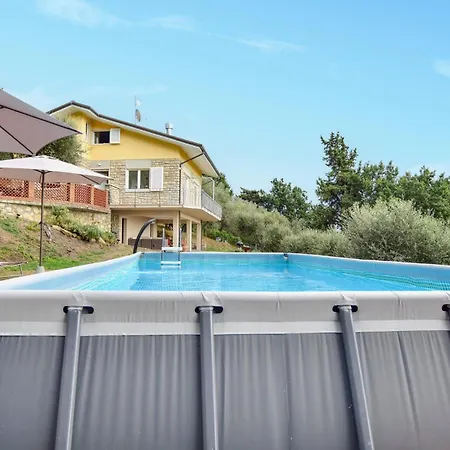Splendida Casa In Corsanico *